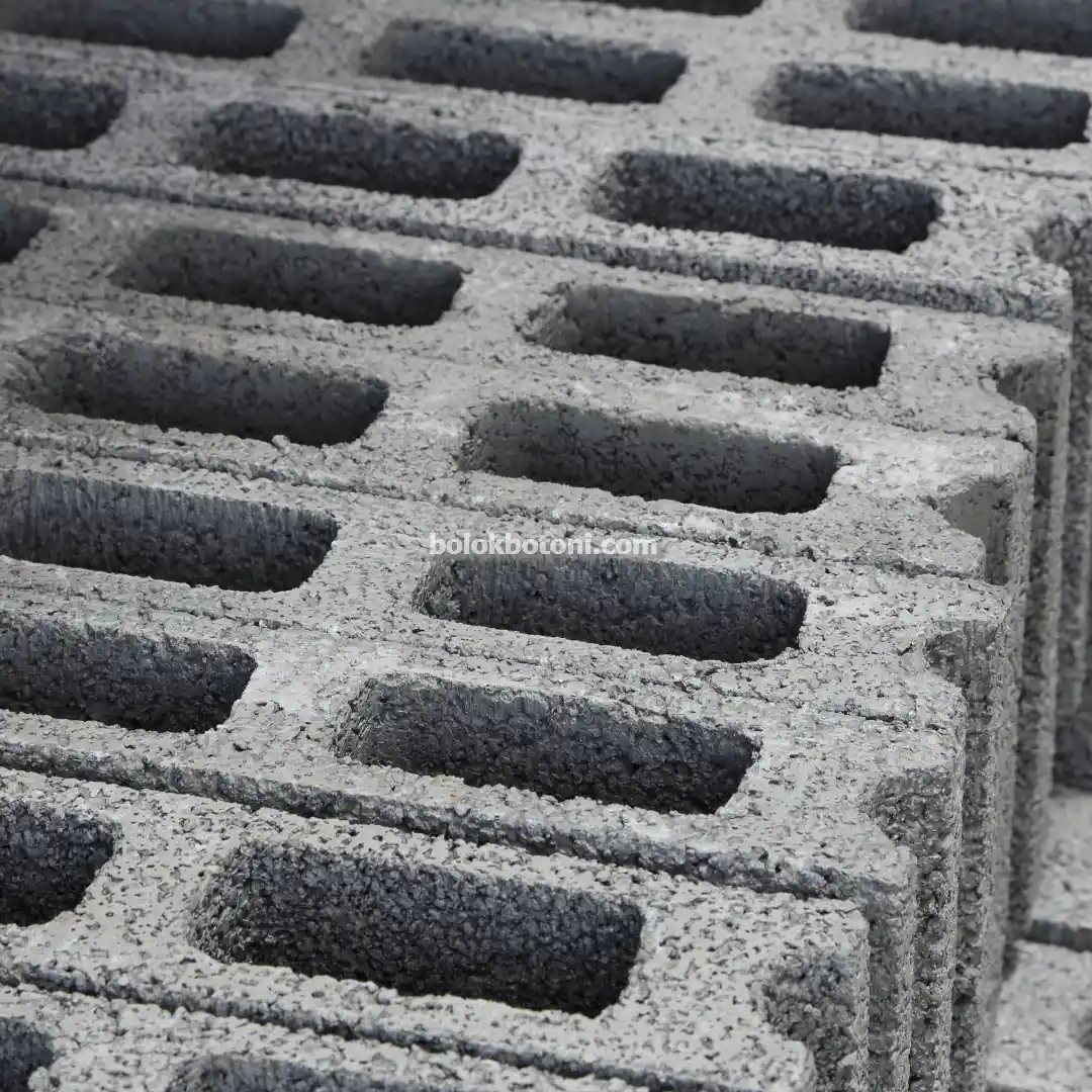 خرید و فروش بلوک سیمانی سه سوراخ در تبریز